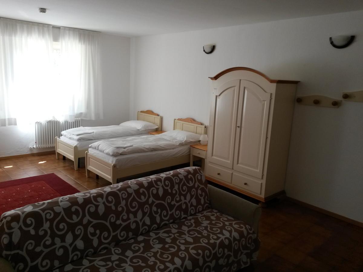 Hotel Santa Barbara Ronzo-Chienis Buitenkant foto